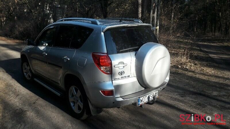 2007' Toyota RAV4 photo #5