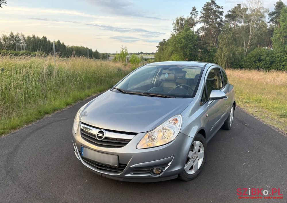 2007' Opel Corsa 1.2 16V Cosmo photo #2