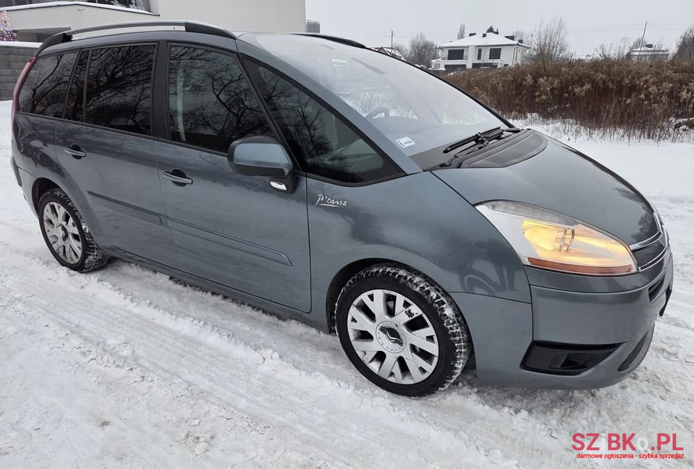 2007' Citroen C4 Picasso photo #1