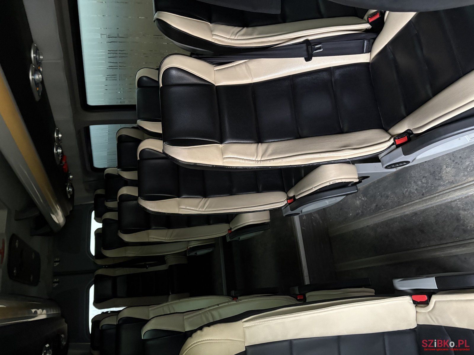 2013' Mercedes-Benz Sprinter 519 CDI photo #7