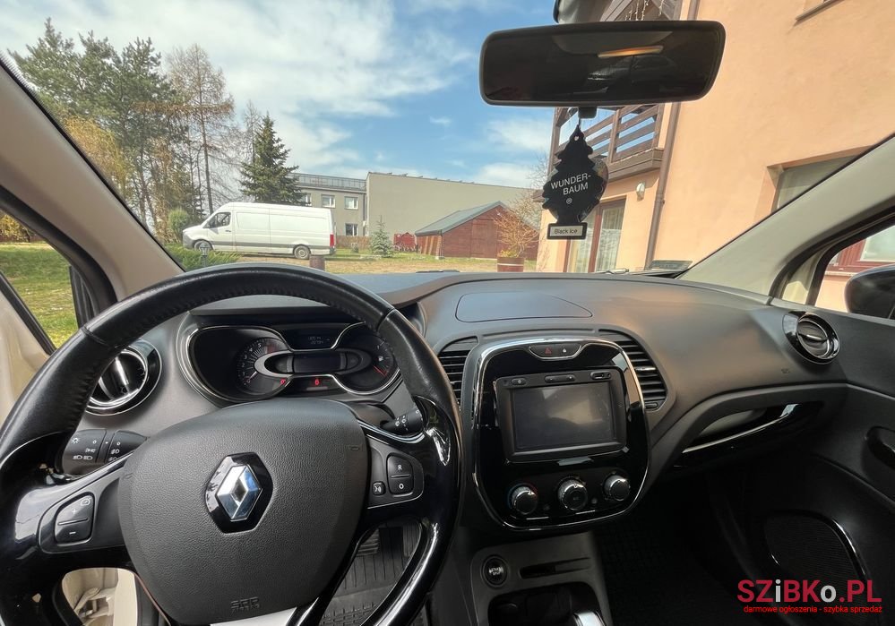 2016' Renault Captur photo #5
