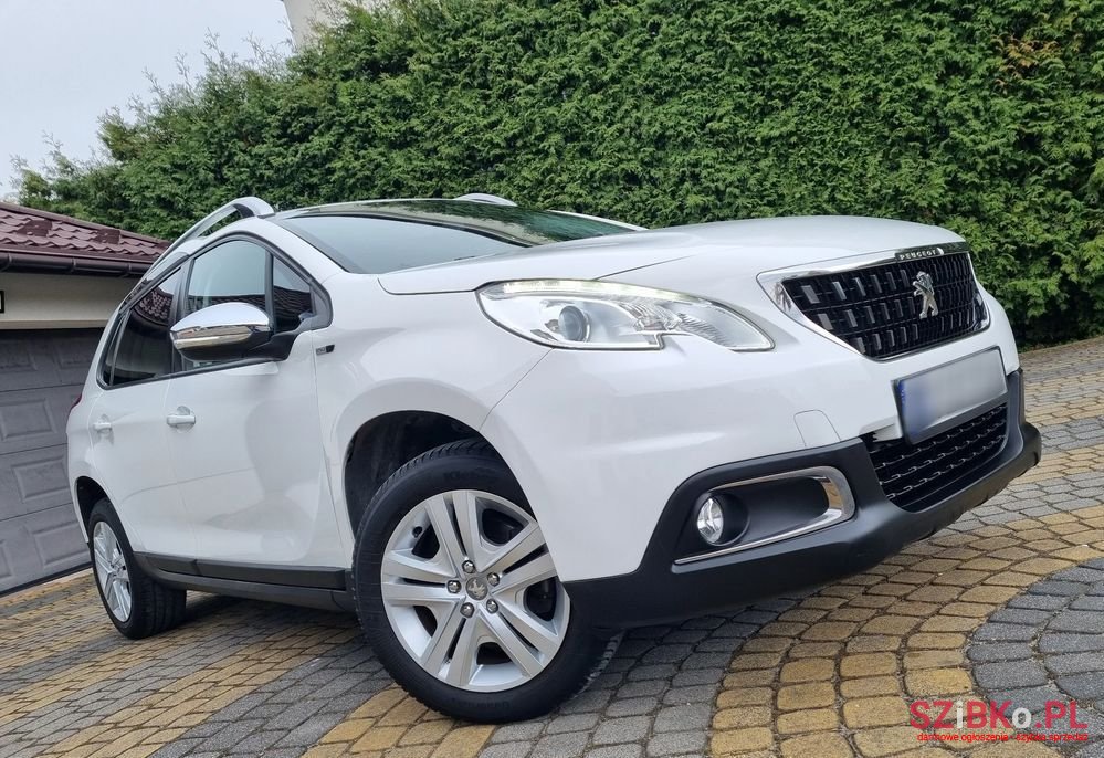 2016' Peugeot 2008 Puretech photo #1