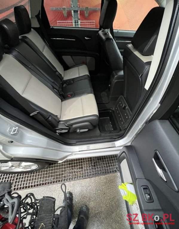 2010' Dodge Journey 2.0 Crd R/T photo #6