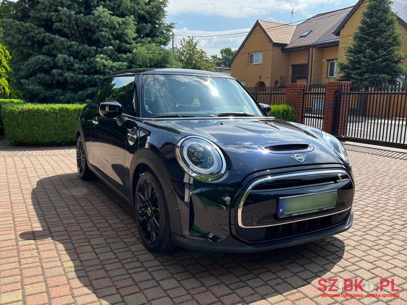 2021' MINI Cooper photo #1