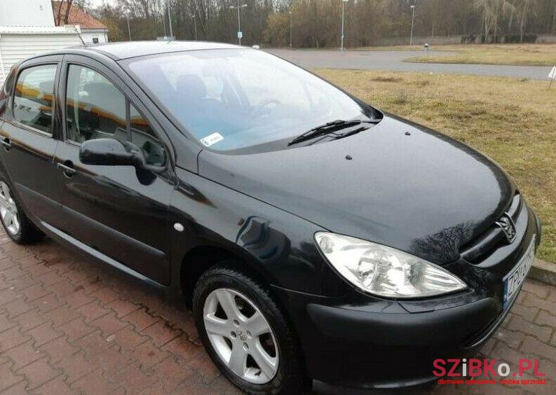 2001' Peugeot 307 photo #1