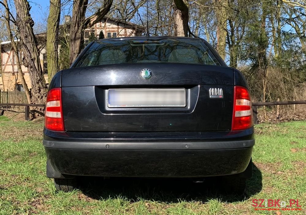 2005' Skoda Fabia photo #4
