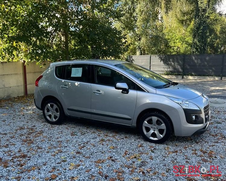 2012' Peugeot 3008 photo #2