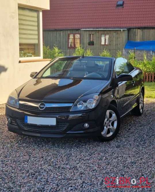 2006' Opel Astra photo #1