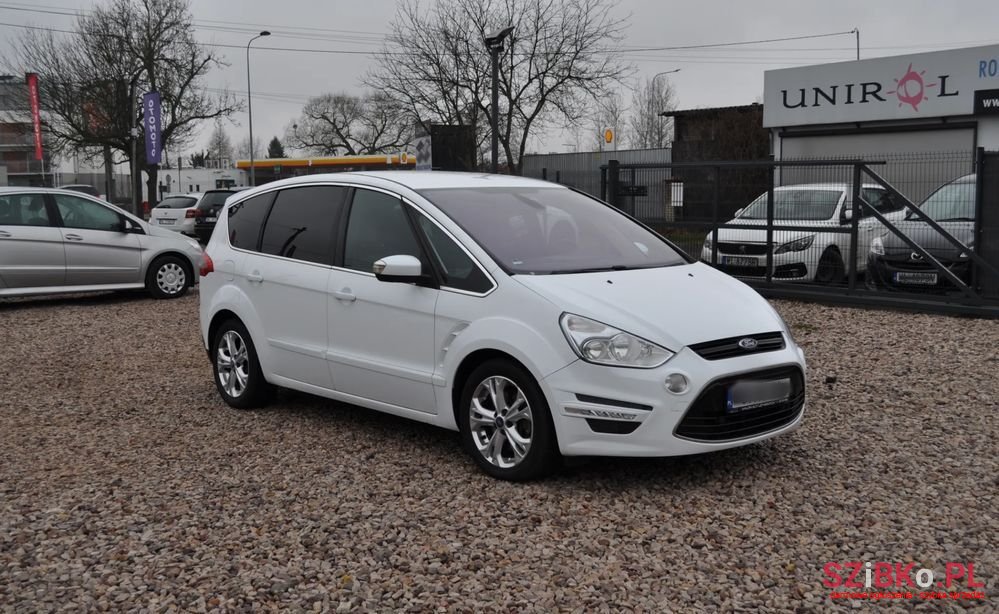 2011' Ford S-Max photo #5