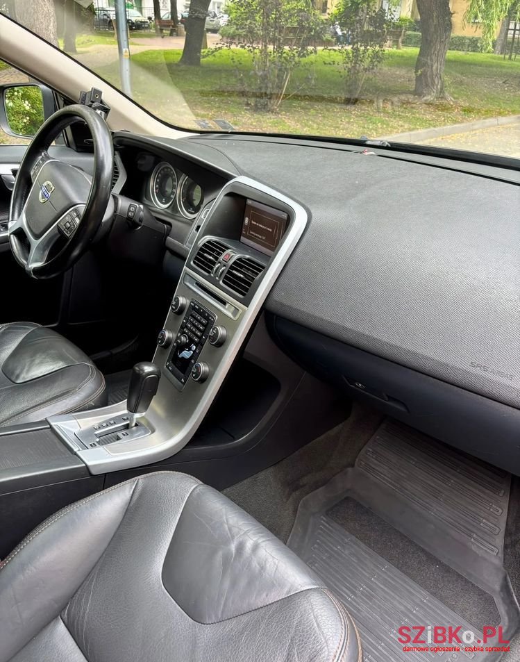 2011' Volvo Xc 60 photo #6