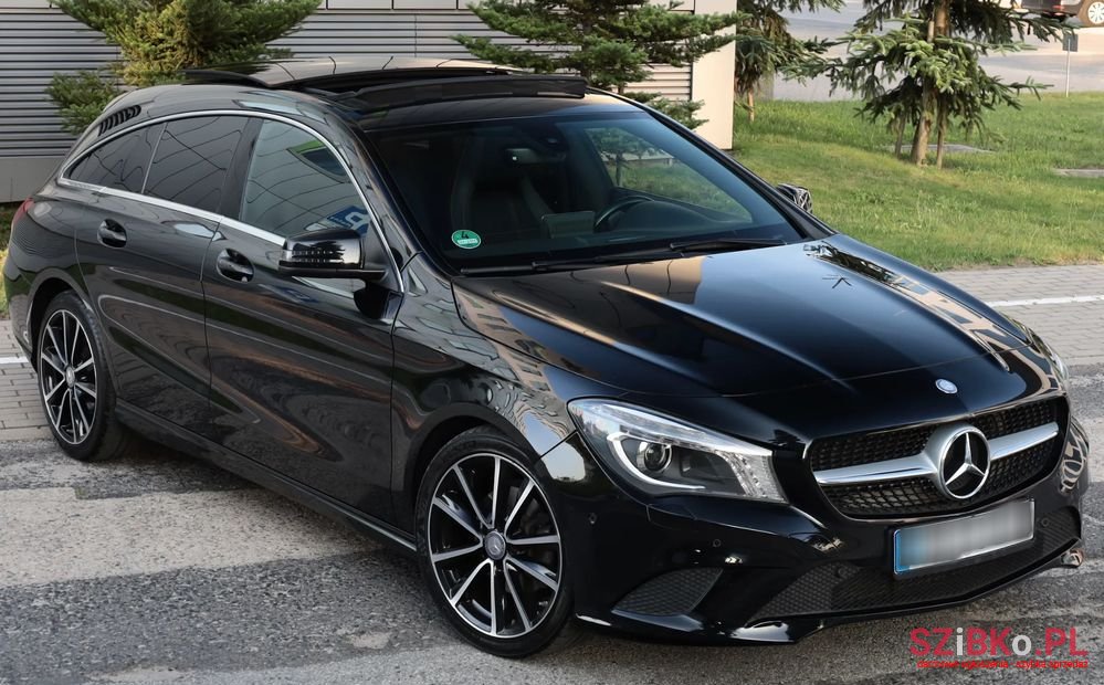 2015' Mercedes-Benz CLA photo #4