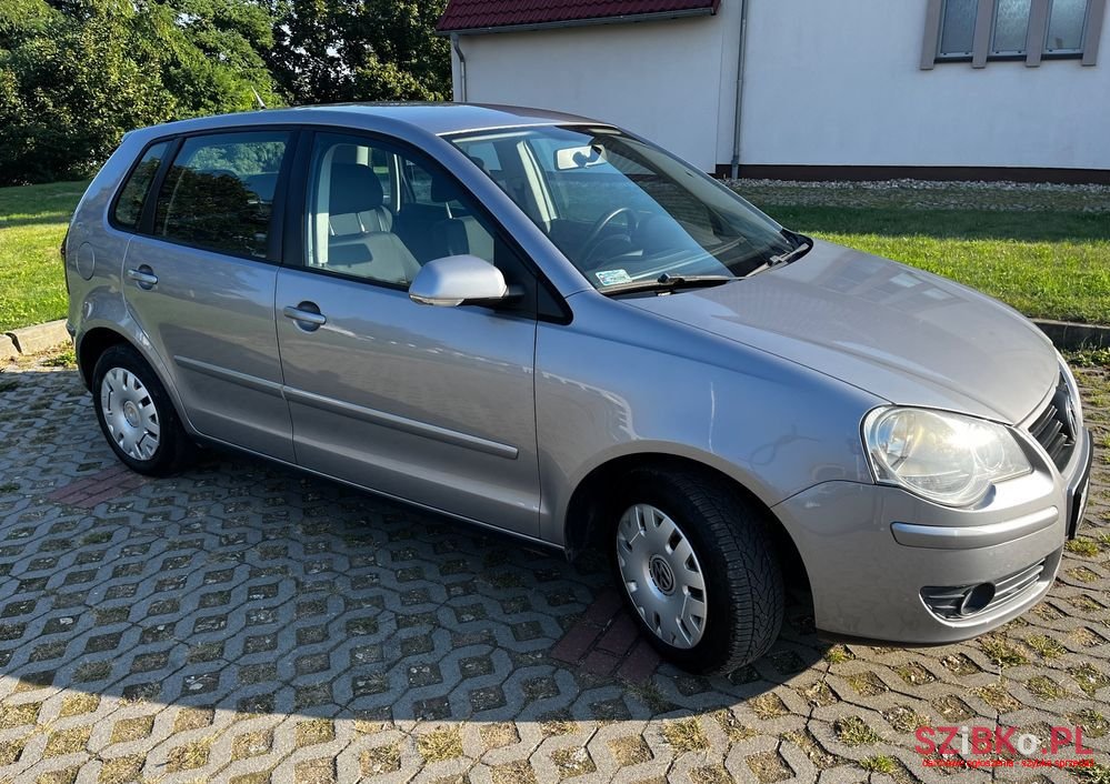 2007' Volkswagen Polo photo #4