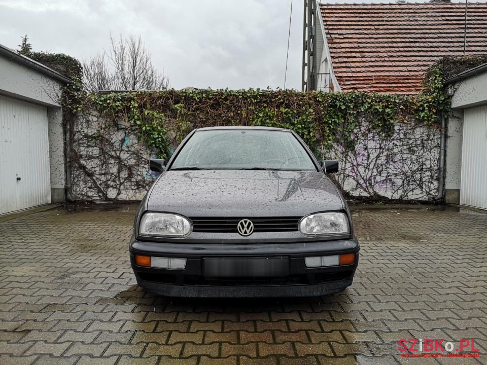1992' Volkswagen Golf photo #1