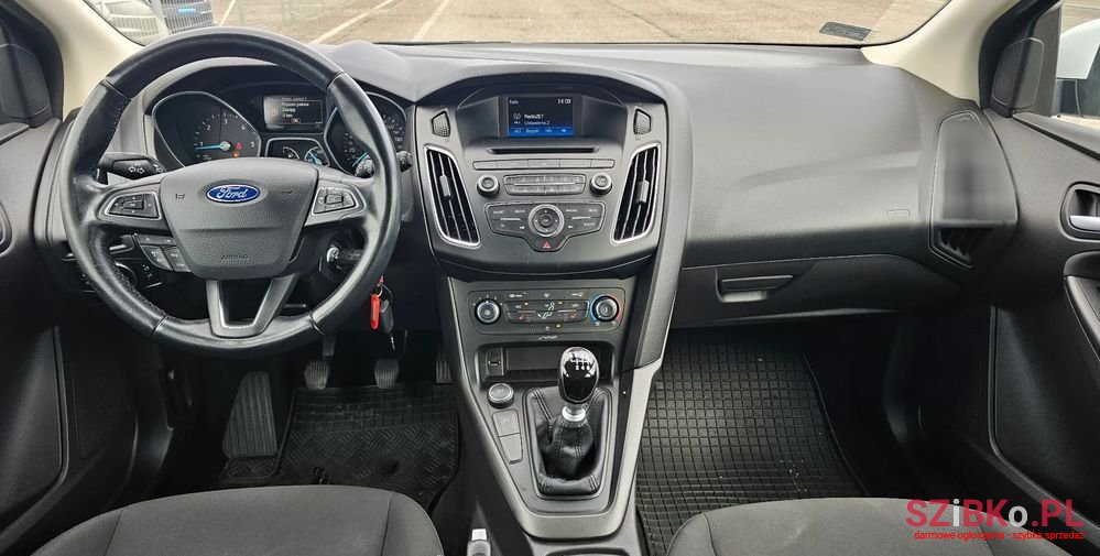 2015' Ford Focus photo #4