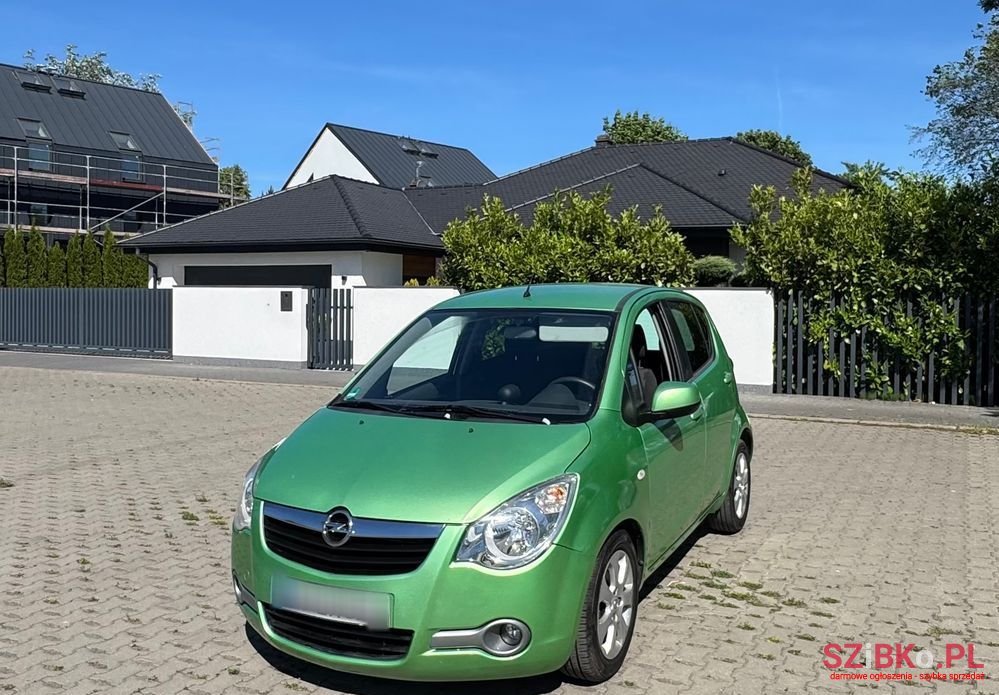 2009' Opel Agila 1.0 Edition photo #3