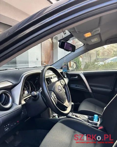 2014' Toyota RAV4 photo #5