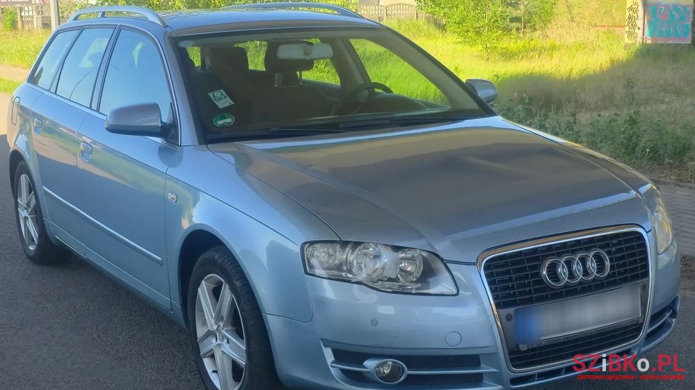 2008' Audi A4 Avant photo #2
