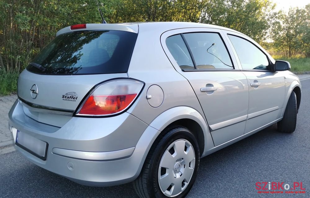 2006' Opel Astra 1.4 Innovation photo #4