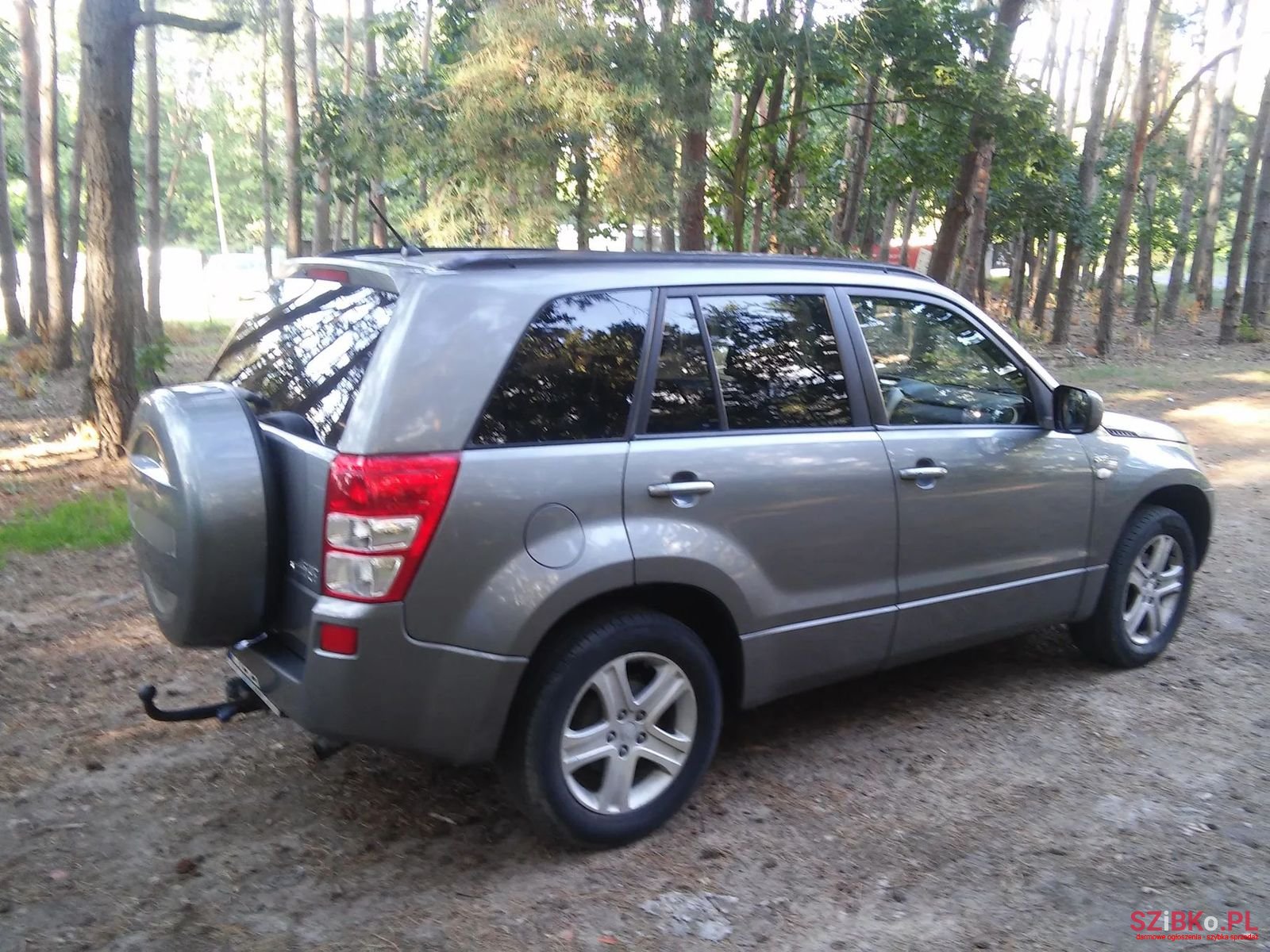 2006' Suzuki Grand Vitara photo #2