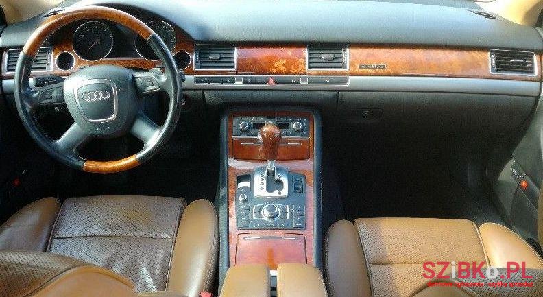 2007' Audi A8 photo #4