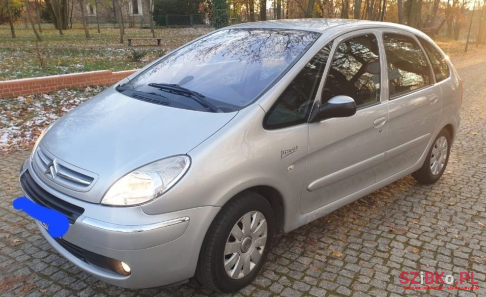2005' Citroen Xsara Picasso photo #2