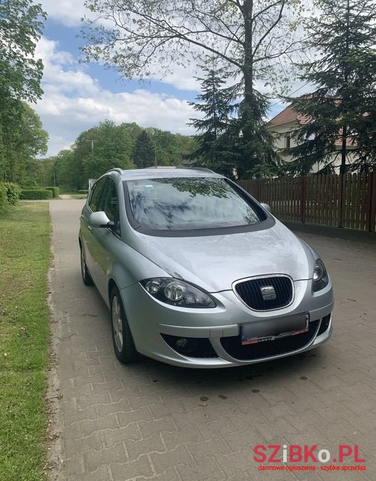 2007' SEAT Altea XL photo #2