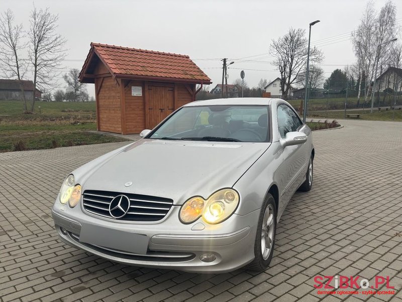 2004' Mercedes-Benz CLK 320 Avantgarde photo #1