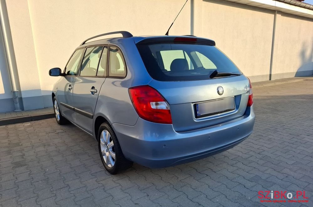 2008' Skoda Fabia 1.4 16V Comfort photo #4