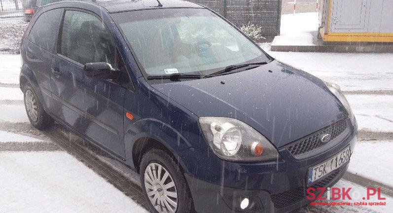 2008' Ford Fiesta photo #1