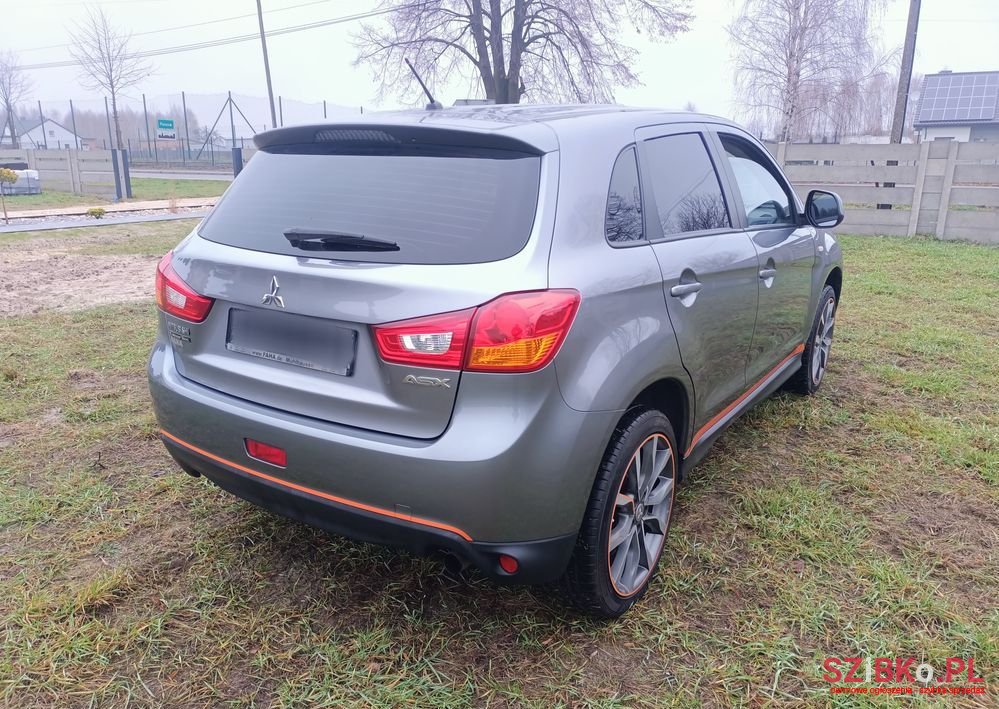 2015' Mitsubishi ASX 1.6 2Wd Edition photo #5