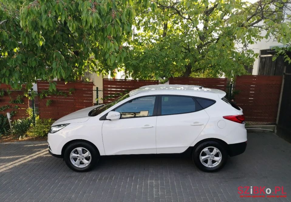 2012' Hyundai ix35 photo #3