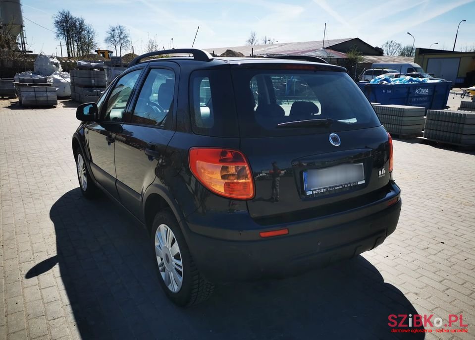 2009' Fiat Sedici photo #5