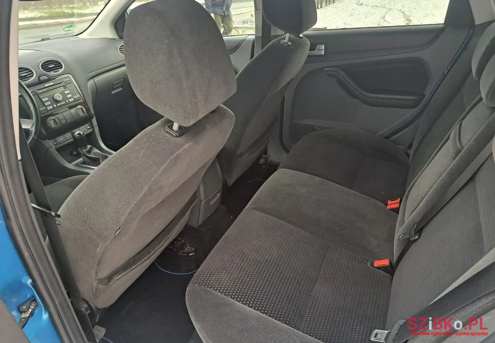 2005' Ford Focus 1.6 Tdci Ghia photo #6