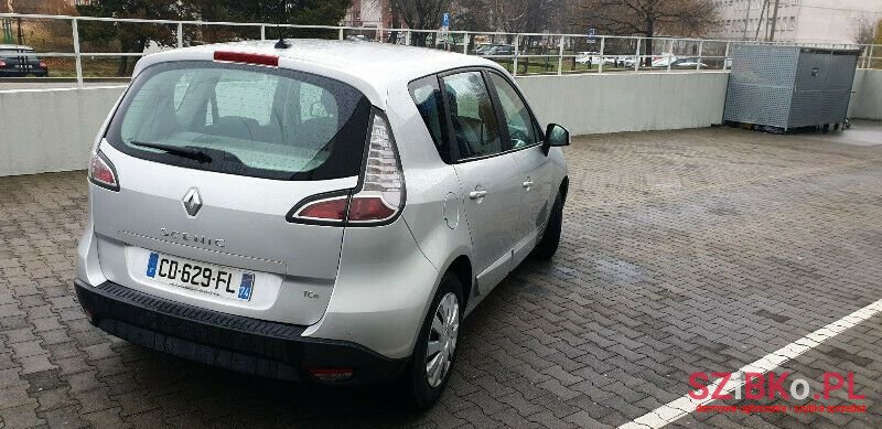 2012' Renault Scenic photo #5