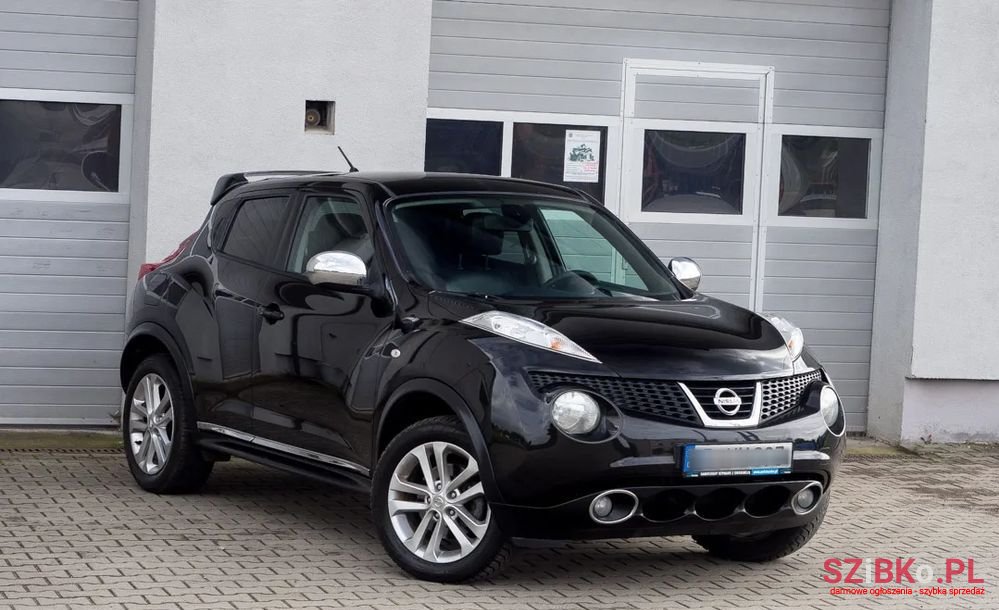 2011' Nissan Juke 1.6 T Tekna photo #2