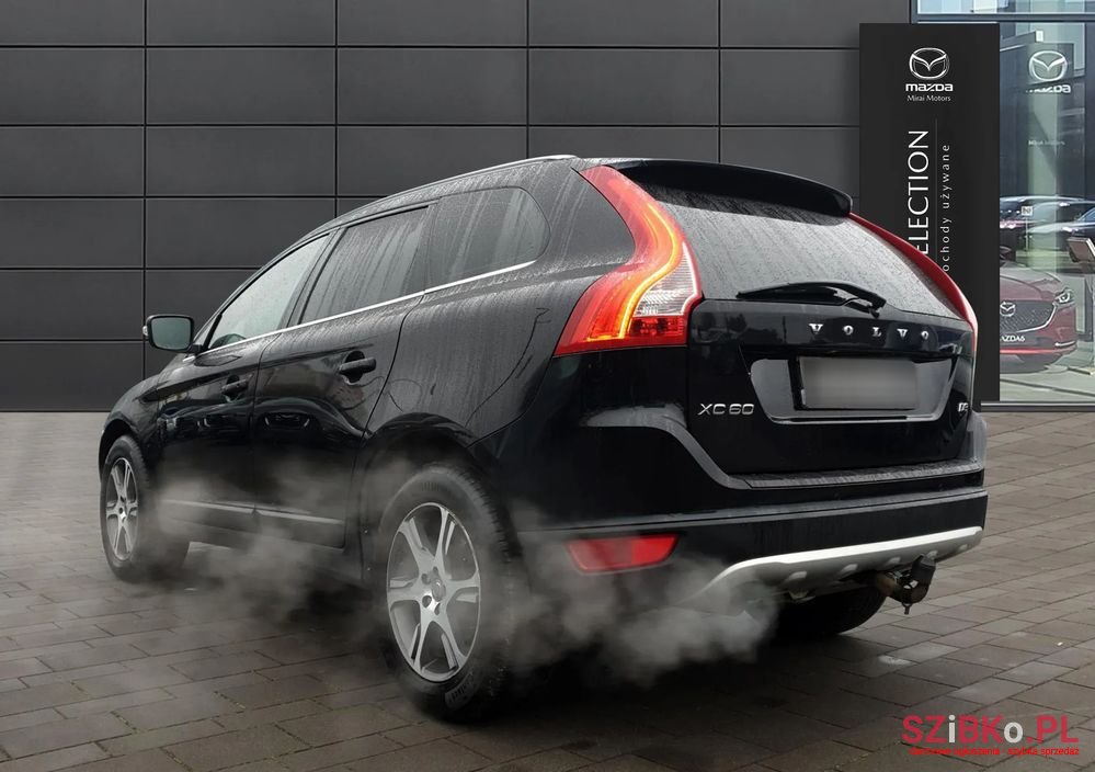 2011' Volvo Xc 60 D3 Summum photo #5