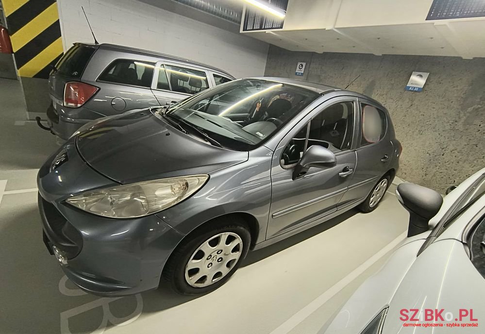 2006' Peugeot 207 photo #1