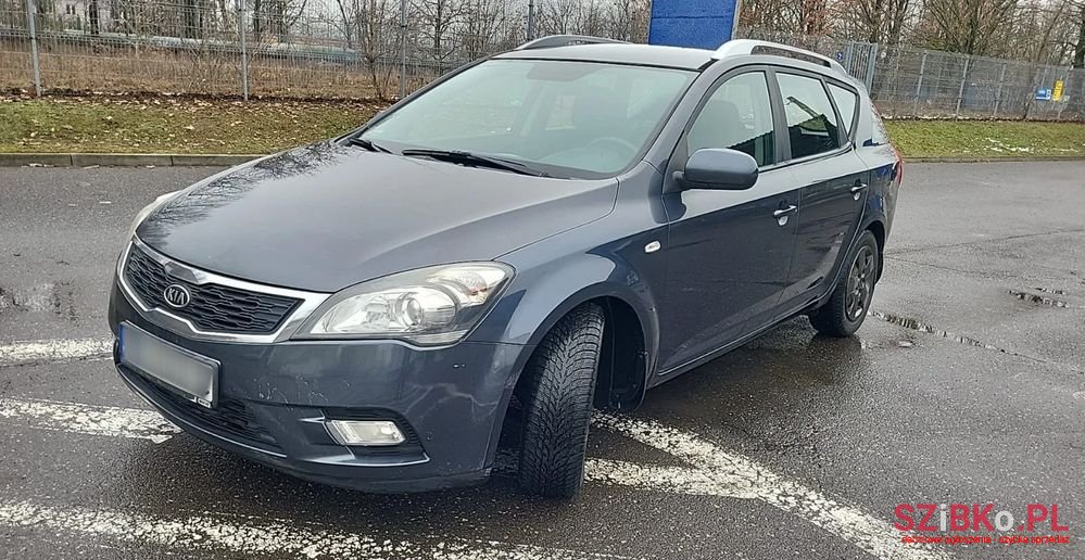 2010' Kia Ceed photo #3