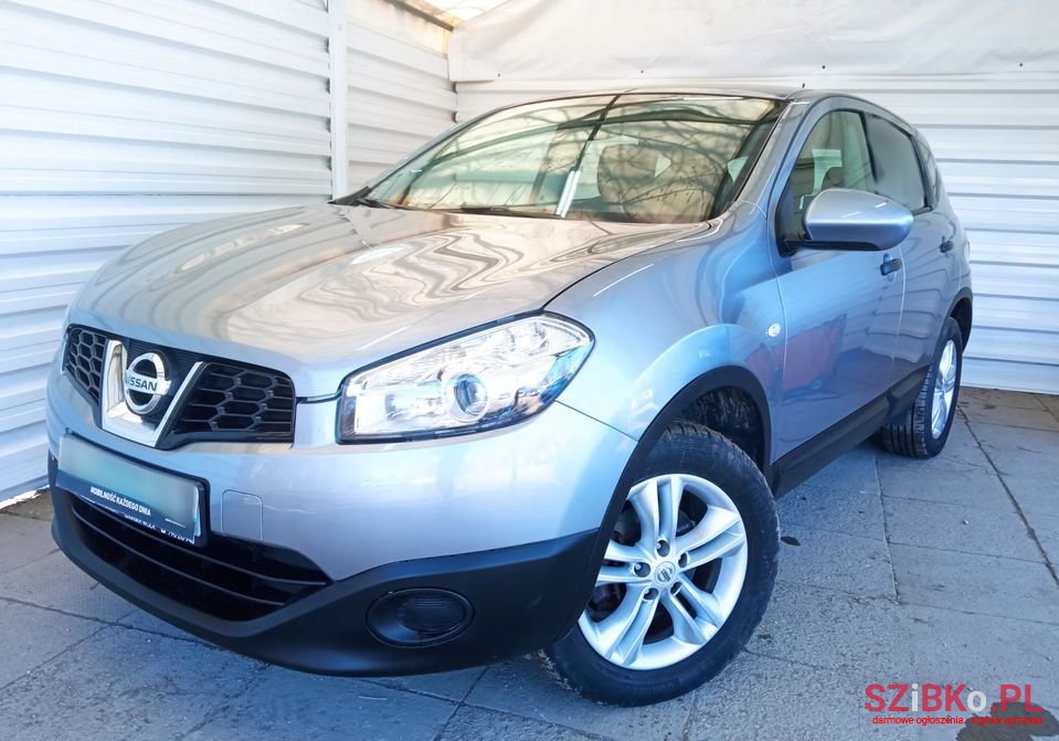 2010' Nissan Qashqai photo #1