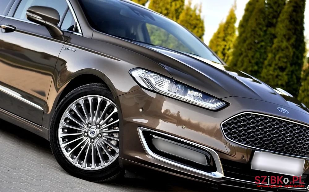 2016' Ford Mondeo Vignale photo #2
