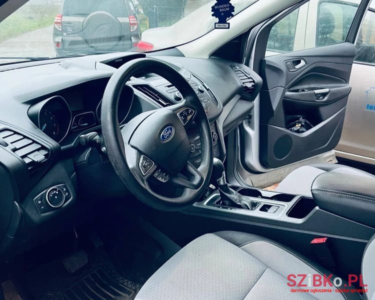 2017' Ford Escape photo #5