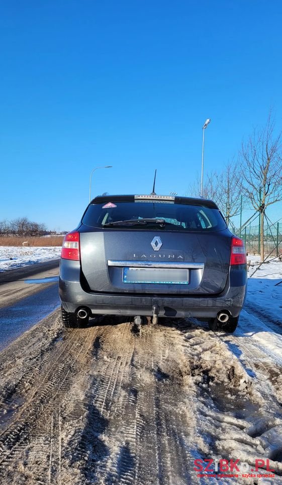 2008' Renault Laguna photo #3