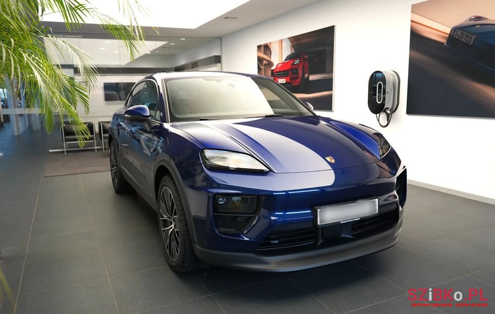 2024' Porsche Macan 4 photo #4