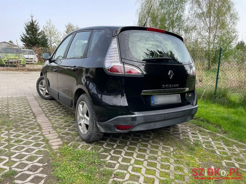 2013' Renault Scenic photo #4