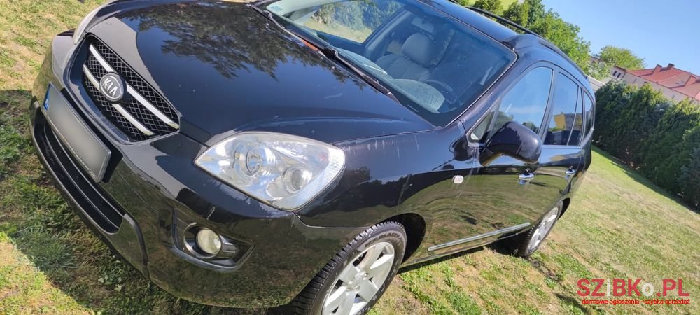 2007' Kia Carens photo #1
