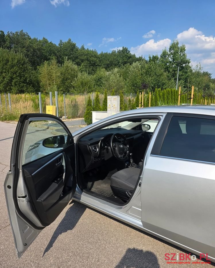 2017' Toyota Corolla 1.6 Comfort photo #5