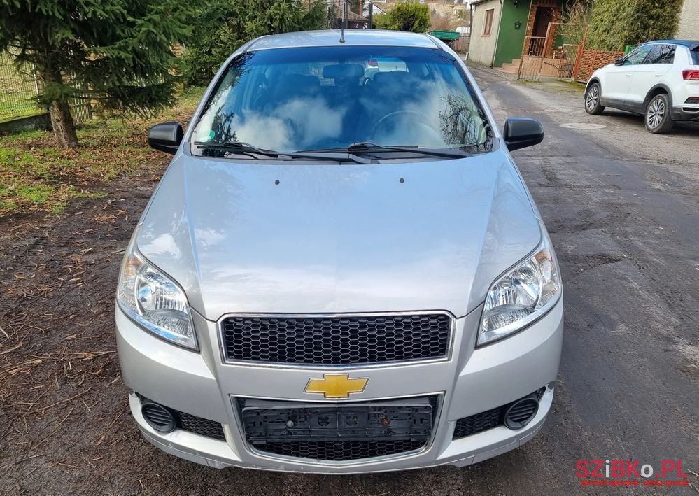 2010' Chevrolet Aveo 1.2 photo #2