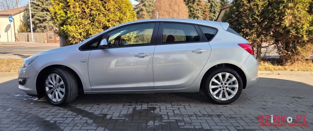 2013' Opel Astra 1.4 Turbo Active photo #6