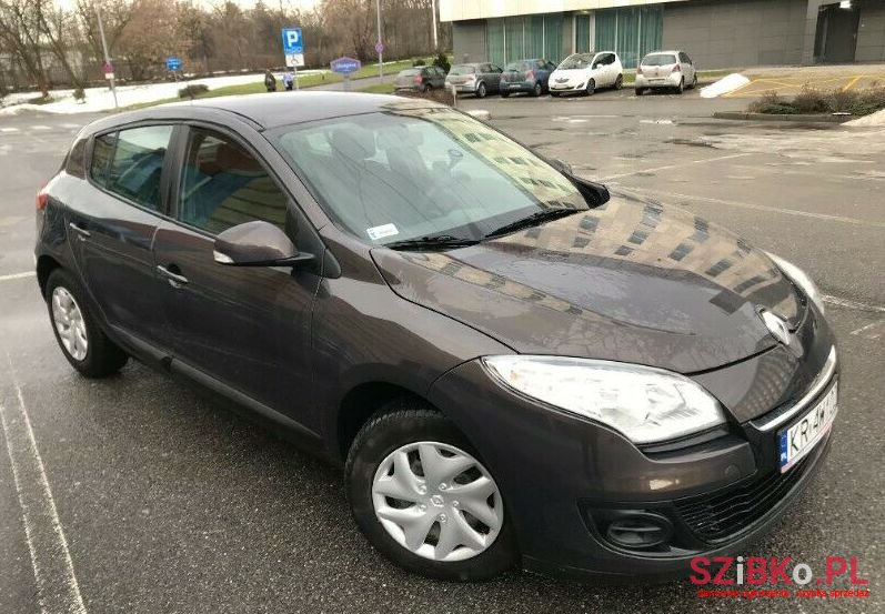 2014' Renault Megane photo #1