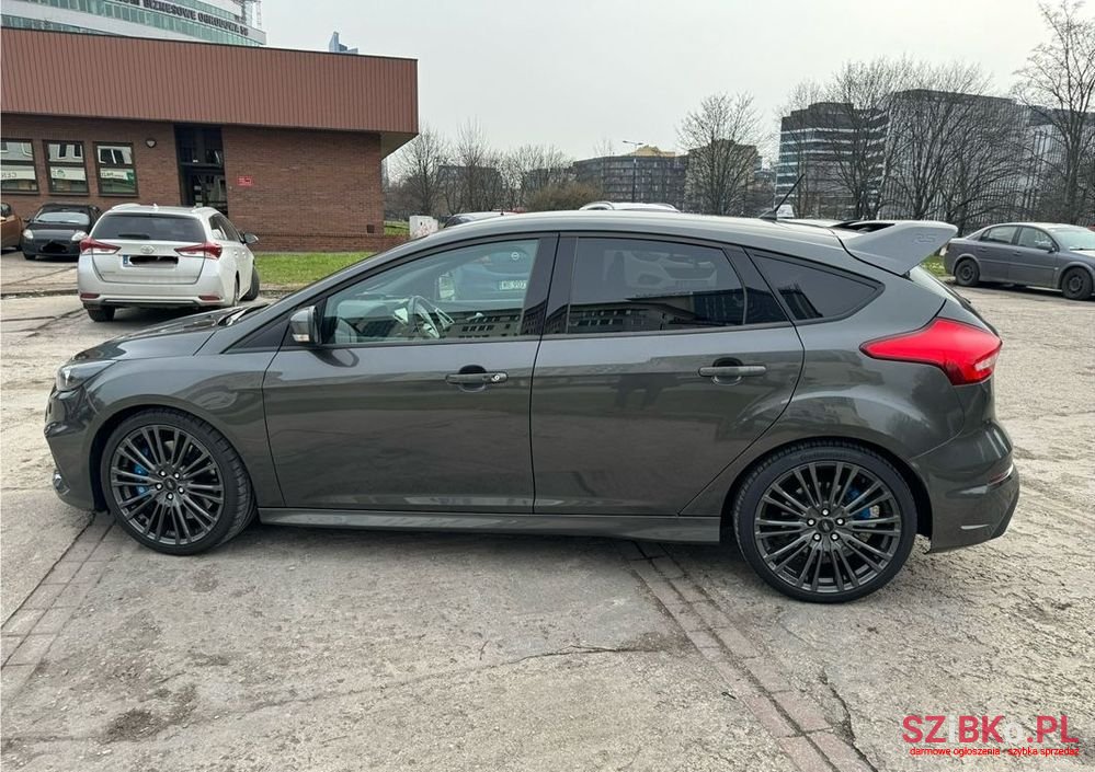 2017' Ford Focus photo #4